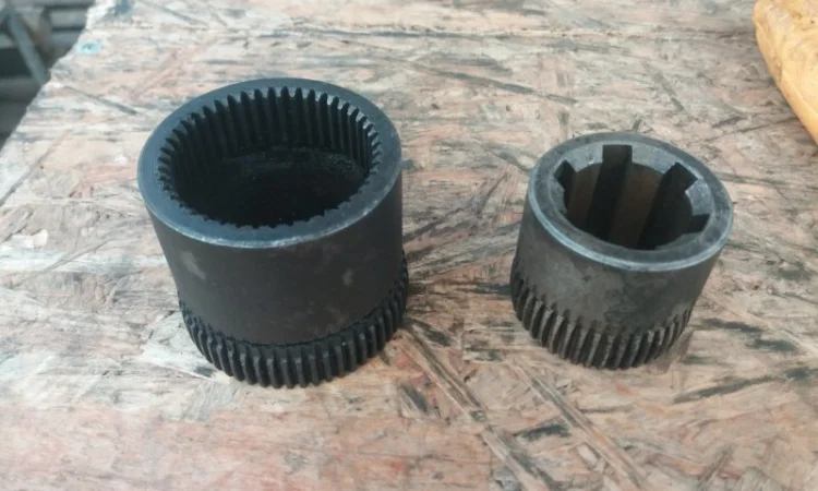 Привод насоса НШ-100 К-700, К-701 (нового образца) мелкий шлиц - фото № 1