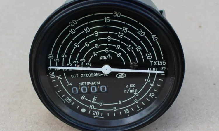 Тахоспидометр ТХ-135 МТЗ (ТХ-135-3813010) - фото № 1