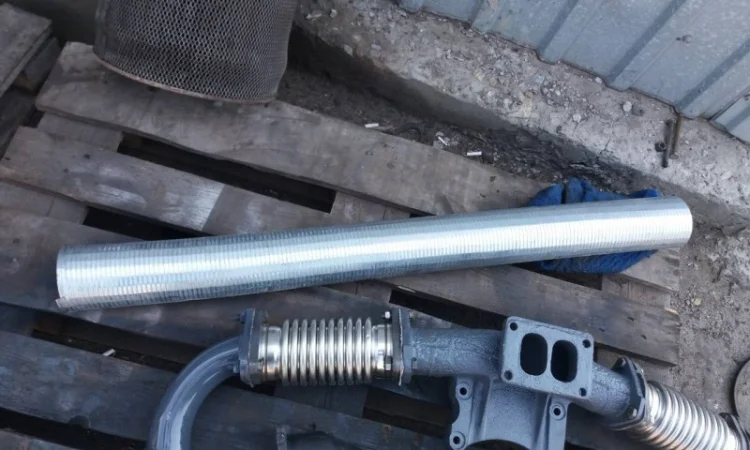 Гофра глушителя Т-150, ХТЗ, ЯМЗ металлорукав - фото № 1