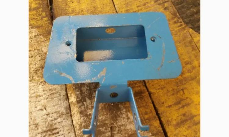 Кронштейн крепления поворотов Т-150 (151.48.045) - фото № 1