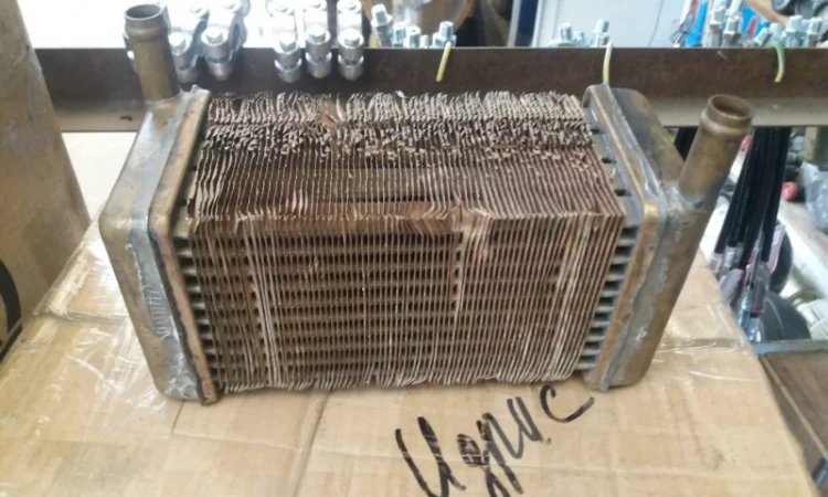 Радиатор печки (отопителя) ЮМЗ, Т-150, ДТ-75, МТЗ - фото № 1