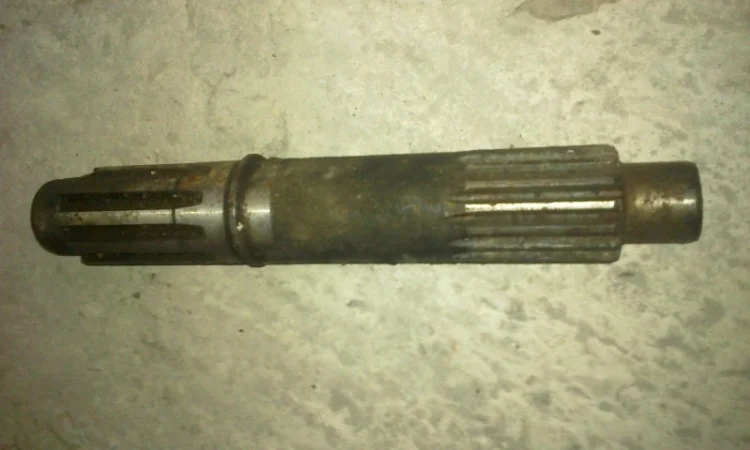 Вал муфты сцепления ДТ-75, Т-74 под двигатель СМД-18 - фото № 1