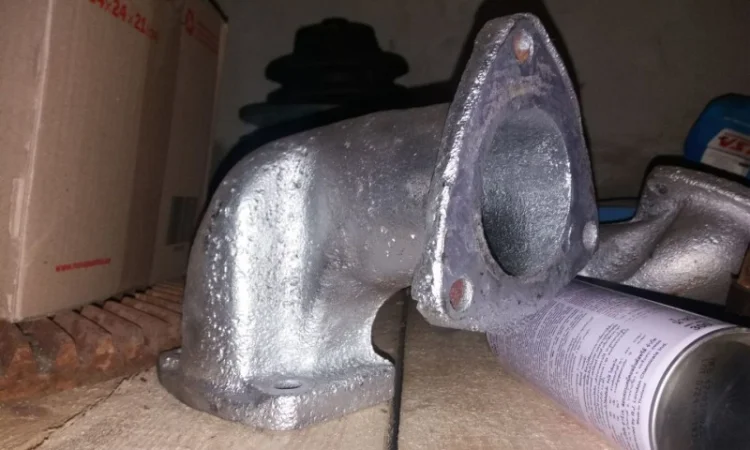 Патрубок переходной от коллектора к глушителю А-41 - фото № 1