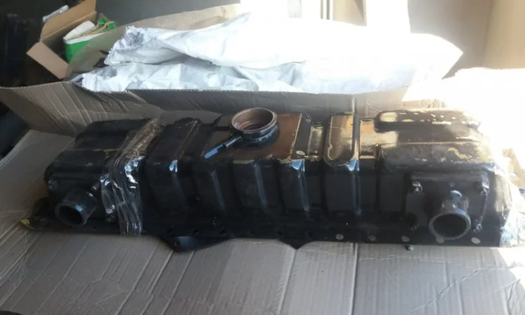 Бачок радиатора верхний Т-150 (150У.13.030) - фото № 1