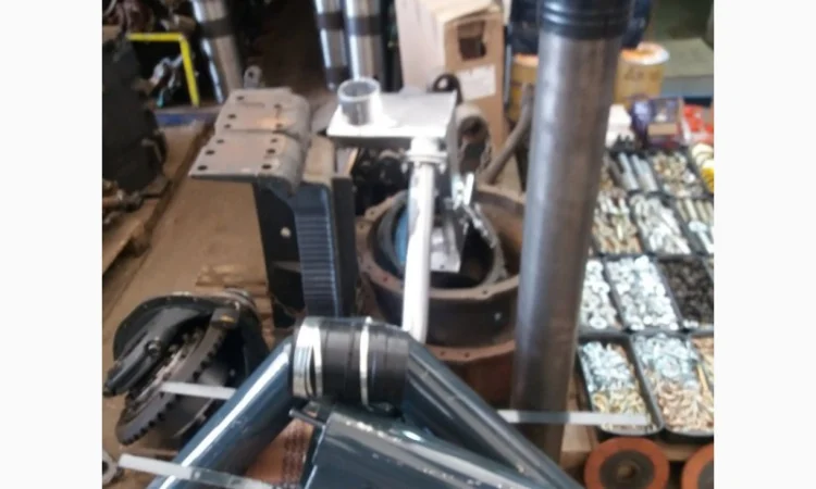 Комплект для установки фильтра воздушного Т-150, ХТЗ на крыло - фото № 1