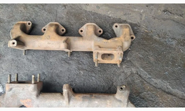 Коллектор ХТЗ-121 под двигатель СМД-19 - фото № 1
