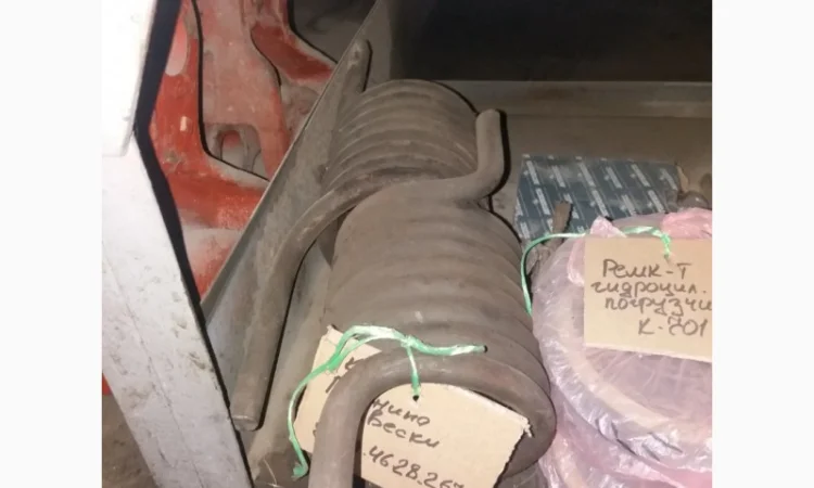 Пружина навески К-700, К-701 (700А.46.28.267) - фото № 1