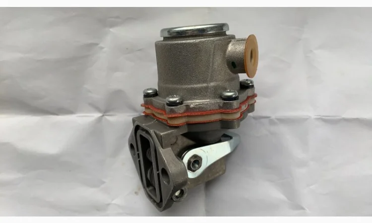 Насос ручної підкачки палива до Lombardini 9 LD, LDW 1404, LDW 1603, LDW 2204 - фото № 1