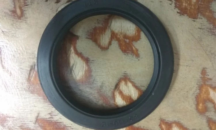 Сальник 83х110х12 - фото № 1