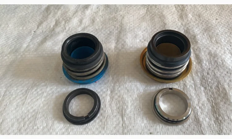 Сальник водяного насоса Raba Man D2156, D2356, D10 - фото № 3