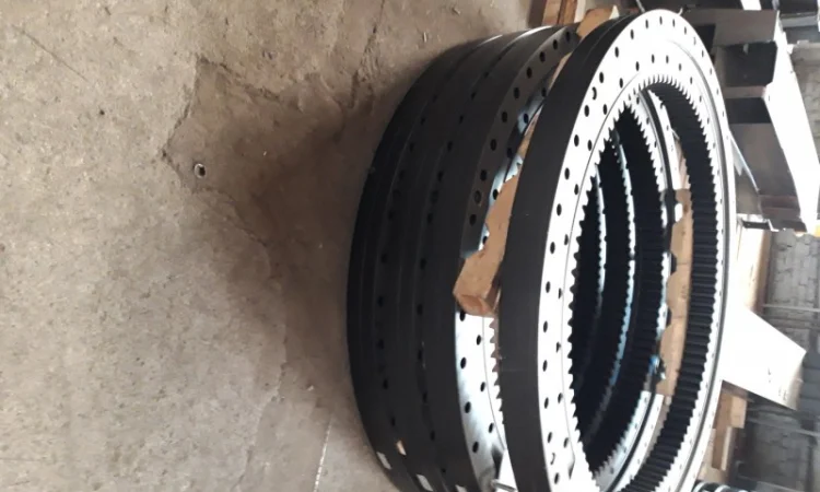 Опорно-поворотные устройства к различной спецтехнике продажа в Украине и Снг - фото № 3