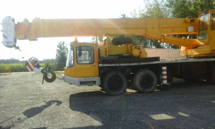 Продажа автокранов моделей Январец, Bumar, КРАЯН, Fablok в Украине и СНГ - фото № 1