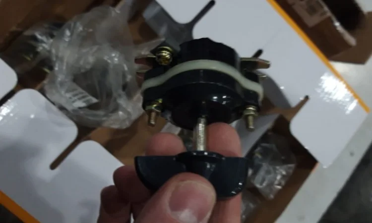 Пакетные выключатели ПВ 1-10, ПВ 1-10 У3, ПВ 1-16 М1, ПВ 2- 10 У1, ПВ 2- 16 У3 - фото № 1