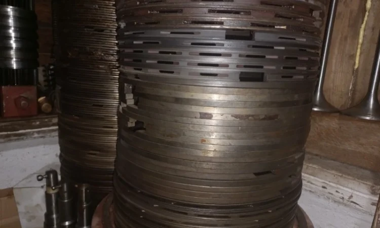 Запчасти судовых дизелей 3д6-3д12, 6чн25/34, 4ч8.5/11, 6чн18/22, Д-50, Volvo-Penta, H-12 Wola - фото № 7