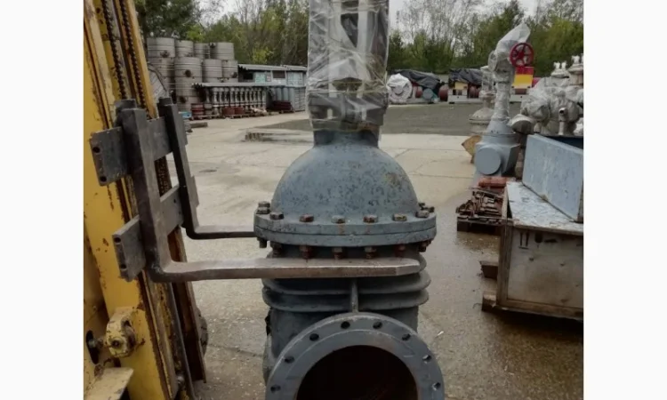Запорная арматура задвижки отводы в Киев / Каменское / Хмельницкий / Чернигов / Черновцы - фото № 1