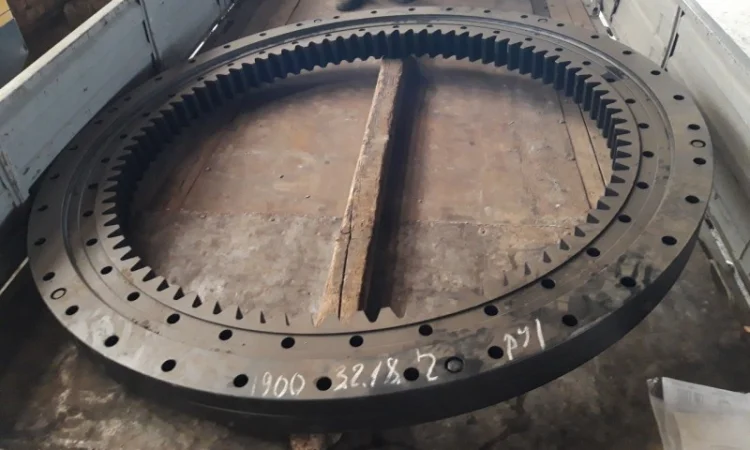 Запчасти на башенные краны в Киев / Житомир / Черкассы / Черновцы - фото № 7