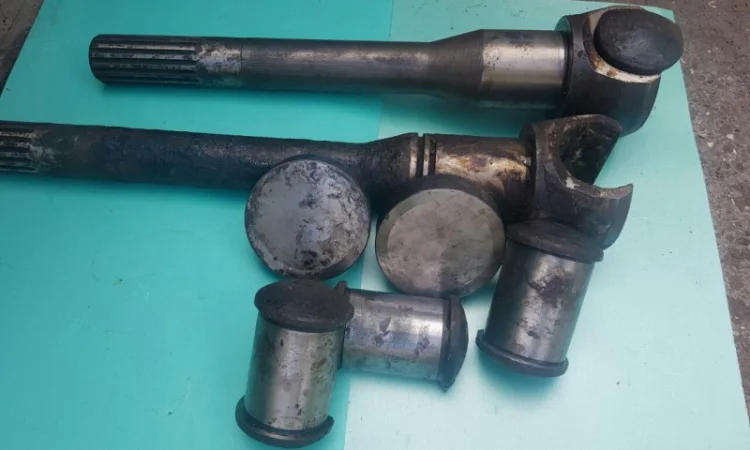 Полуоси к пневмоколесному крану КС5363, КС5363А, КС5363Б, КС5363В, КС5363Д, КС5366 - фото № 1