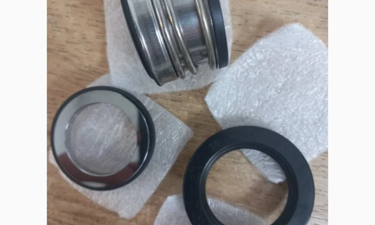 Ремкомплект водяного насоса дизелей WOLA 52Н12 в Одесса, Полтава, Сумы, Харьков, Львов, Киев - фото № 1