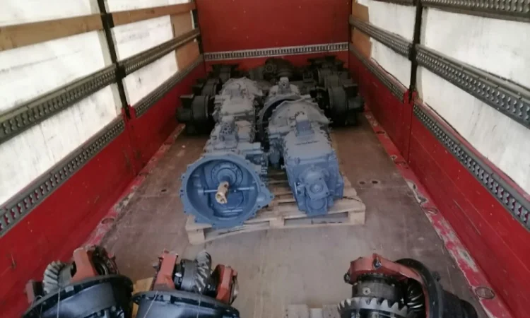 Грузовые автозапчасти Урал, Зил, Камаз, Краз, МАЗ, Газ - фото № 17