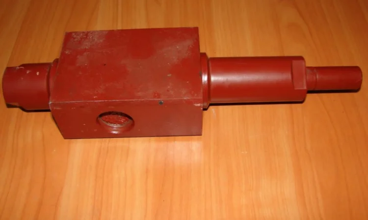 Клапан обратный управляемый КС-3577.84.700(-01) - фото № 1