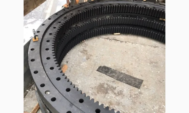 Опорно-поворотные устройства для экскаваторов Komatsu продажа в Украине - фото № 3