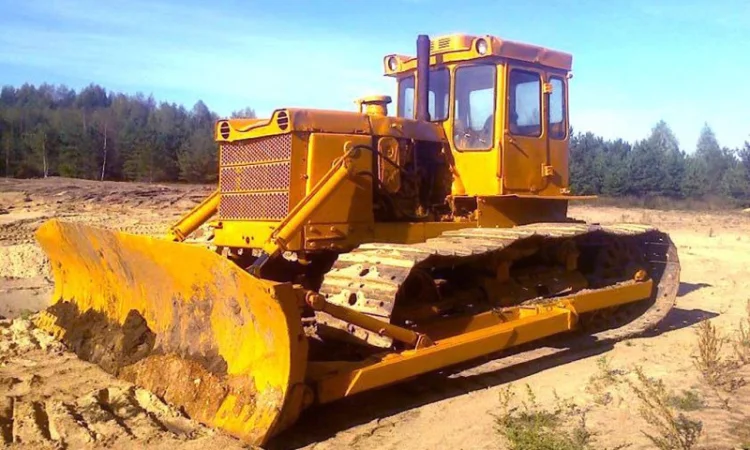 Запасные части к бульдозерам Б10М, Т170, ДЭТ-250, Т-130, Т330, Т-11.01, Т-20.01, Т-25.01 - фото № 1