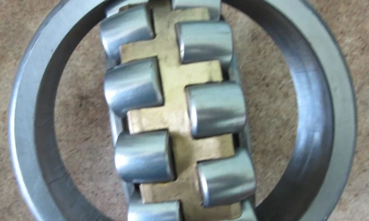 Подшипники шариковые закрытые 210 - фото № 1