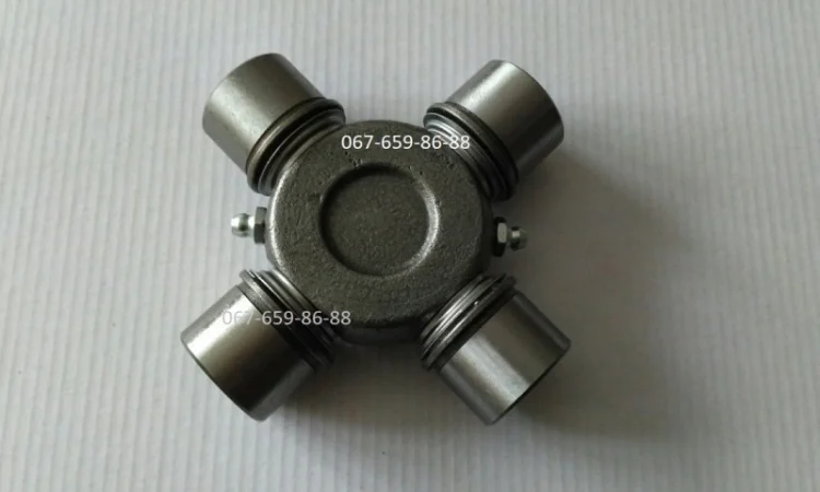 Крестовина карданного вала 8817014 / 442072050367 на погрузчик UN-053 - фото № 1