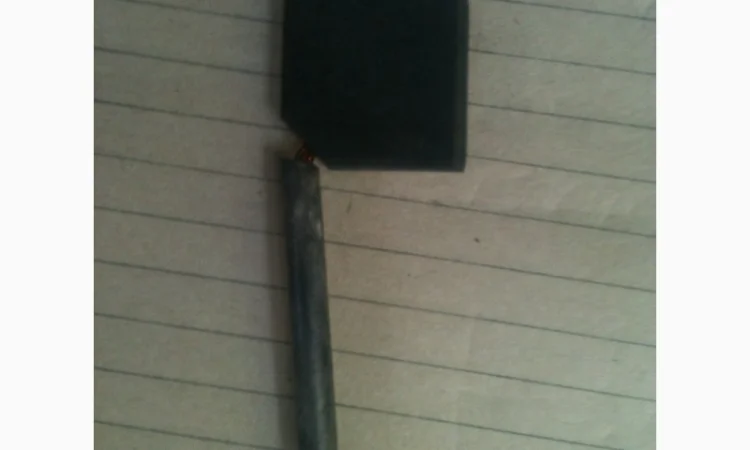 Щітки для стартерів вантажних автомобілів и тракторів - фото № 1