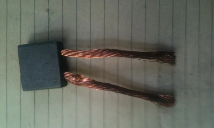 Щітки для стартерів вантажних автомобілів и тракторів - фото № 2