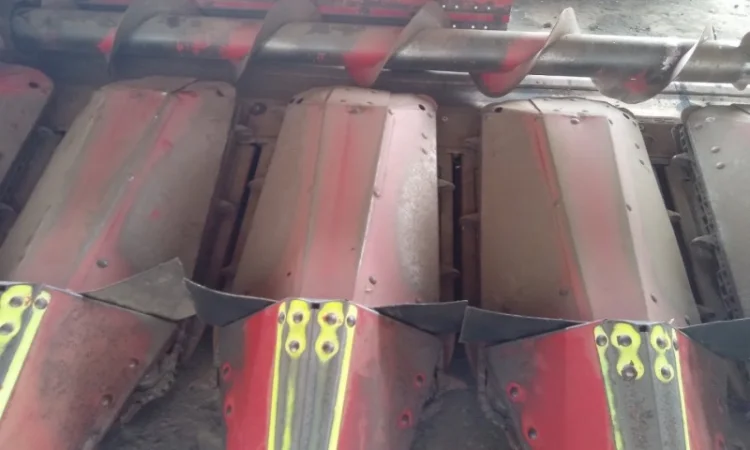 Продажа запчастей б/у к жатке Олимак трактору кейс и сеялке Джон Дир 1890 - фото № 4