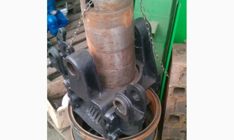 Корпус шарнира Т-150 (151.30.018-3) (пушка) - фото № 2