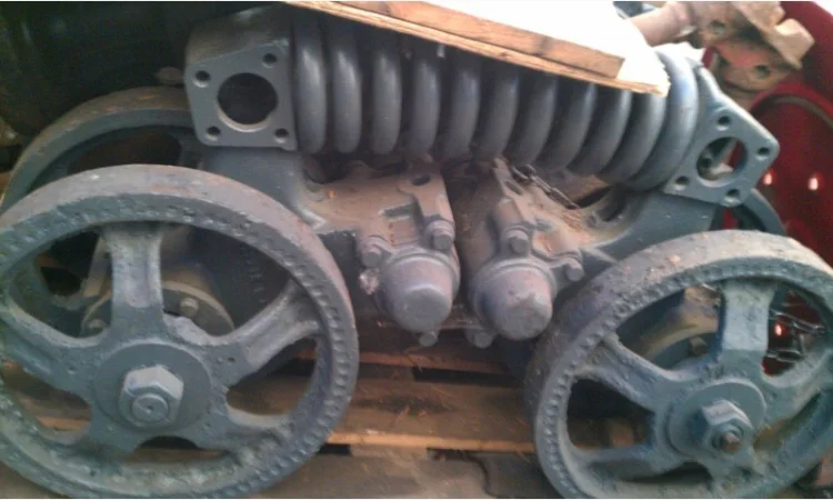 Каретка Т-150, ДТ-75 - фото № 1