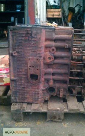 Блок цилиндров ЮМЗ - фото № 1