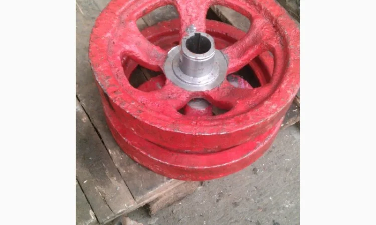 Каток каретки ДТ-75 (СССР) - фото № 1