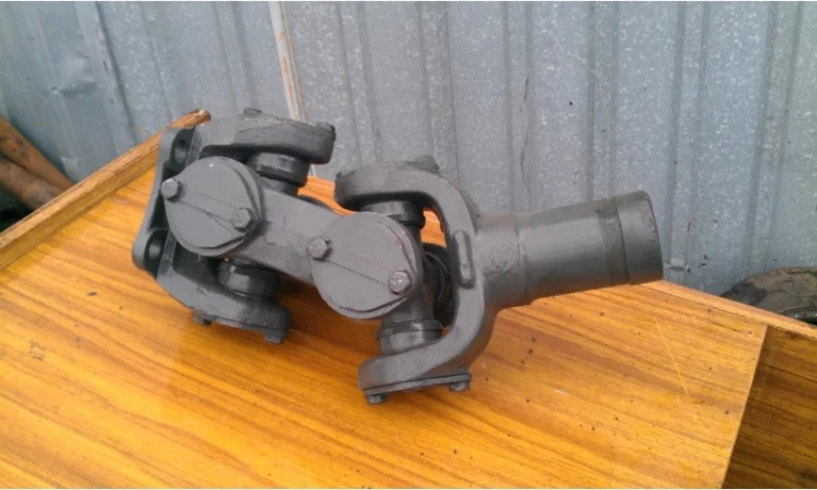 Вилка Т-150 кардана двойная 151.36.023-2 - фото № 1