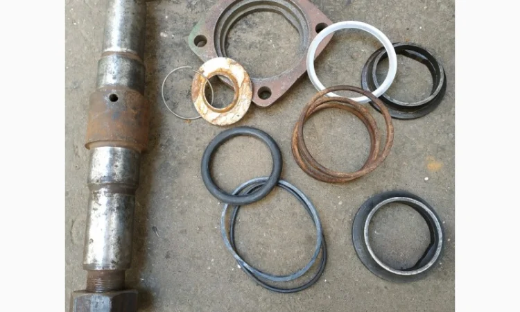 Запчасти каретки Т-150, ДТ-75 - фото № 2