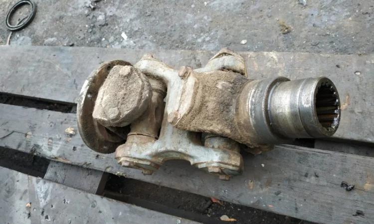 Кардан переднего моста ХТЗ-121 - фото № 3