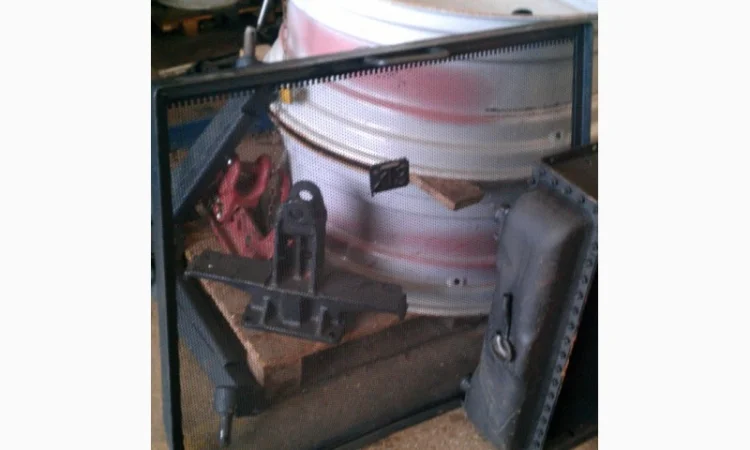 Решетка радиатора Т-150 - фото № 1