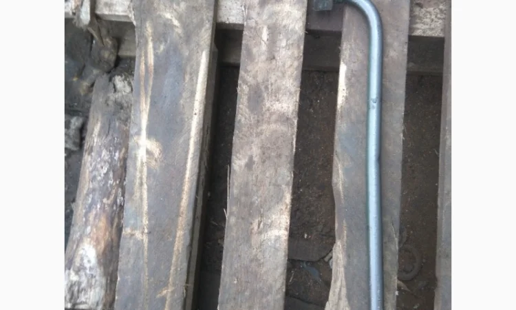 Трубка верхняя масляного радиатора ЮМЗ - фото № 1