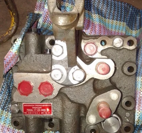 Механизм переключения передач К-700 - фото № 1