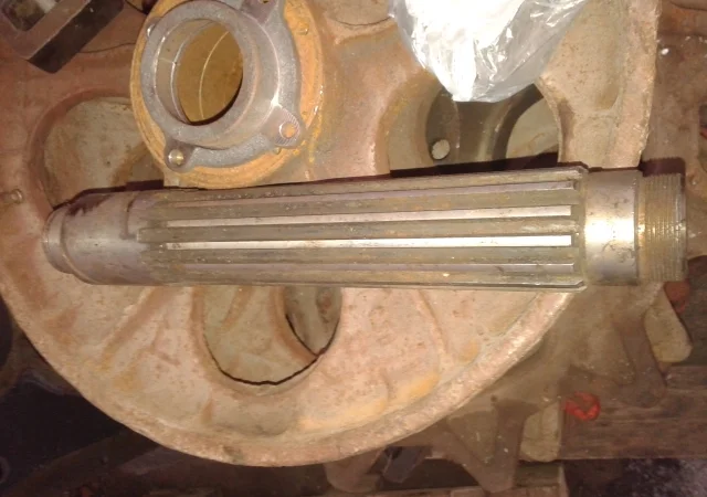 Вал промежуточный КПП ЮМЗ (40-1701047) СССР - фото № 2