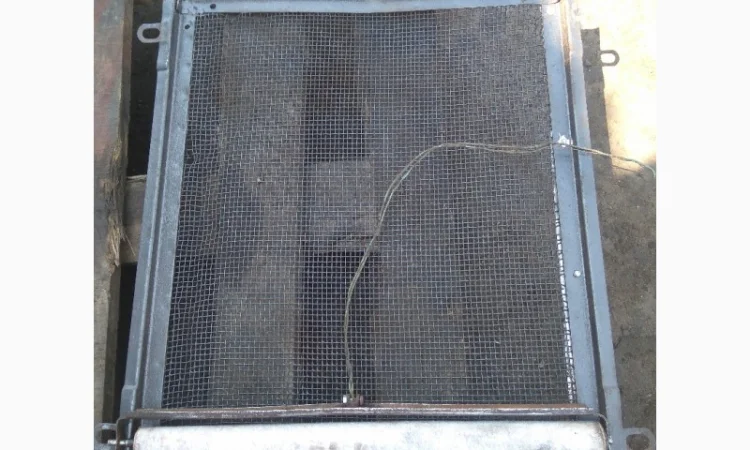 Защитная сетка, шторка радиатора ЮМЗ - фото № 2