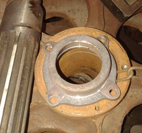 Стакан подшипника (40-1701062) КПП ЮМЗ - фото № 1