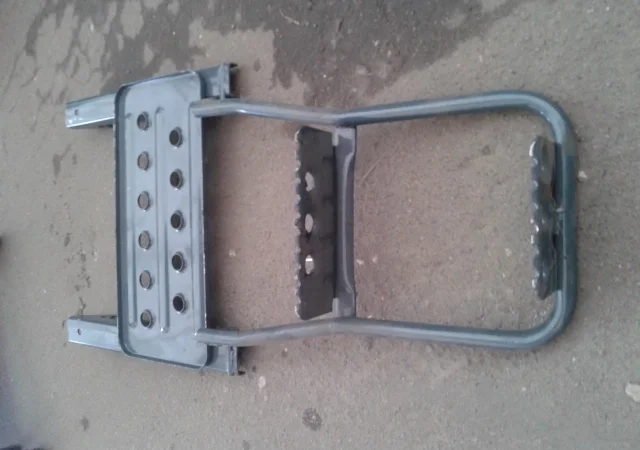 Подножка Т-150 - фото № 1