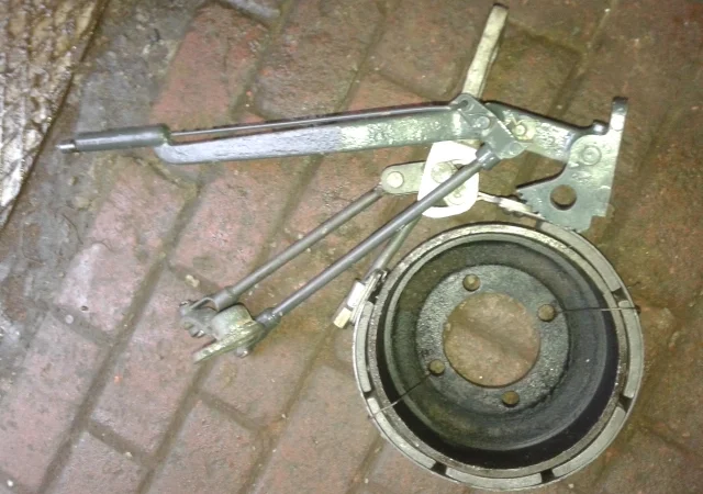 Тормоз ручной Т-150 151.46.001-1 в сборе - фото № 1