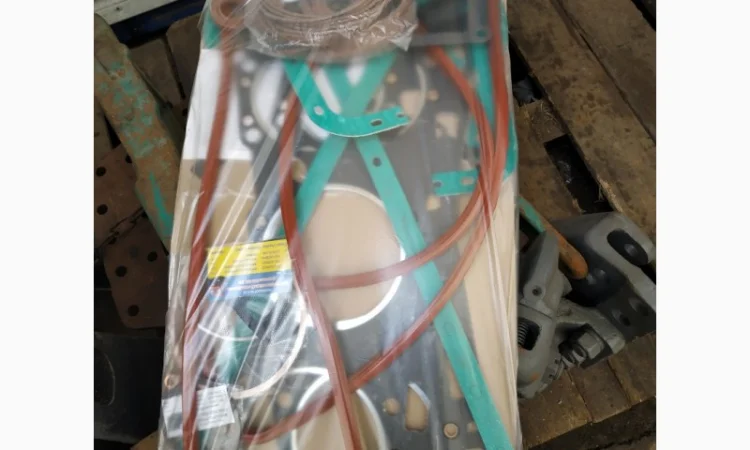 Комплект прокладок двигателя ЯМЗ-238 (полный) - фото № 1