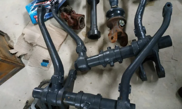 Вал верхний навески Т-150 (в сборе) - фото № 1