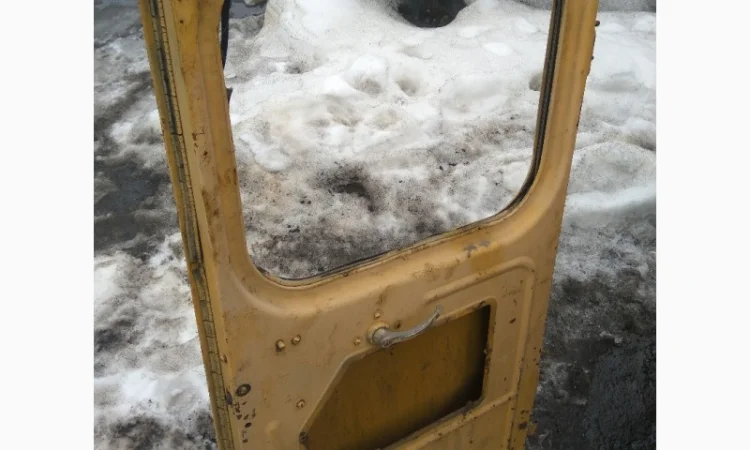 Двери Кировец - фото № 3