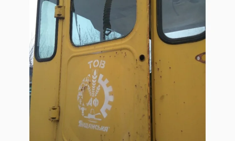 Двери Кировец - фото № 4